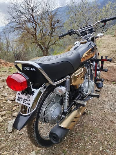 Honda CG125 50th Golden Edition 2025 Self Start