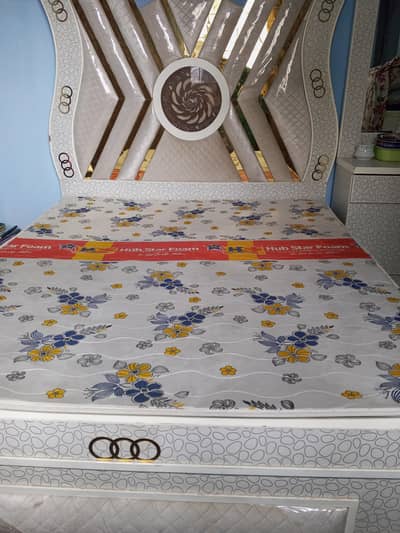 bedroom bad. . . . . . Cash payment