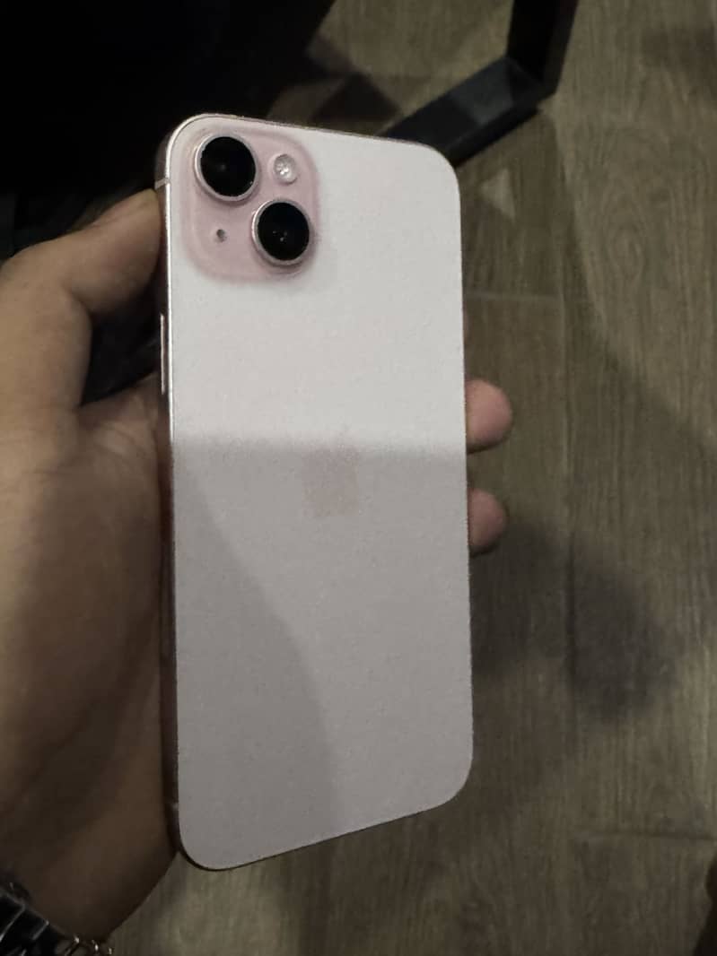 Apple iPhone 15 plus 1