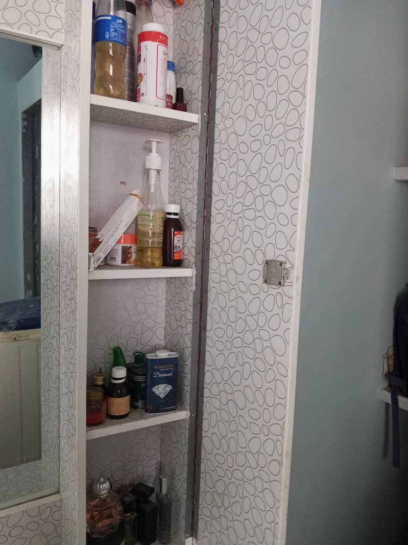 Dressing Table 1