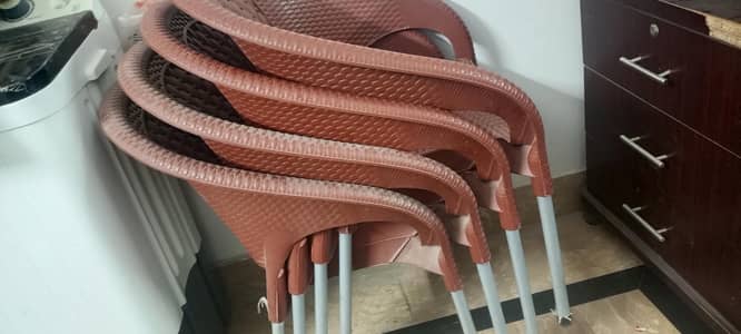 4 chairs for sale