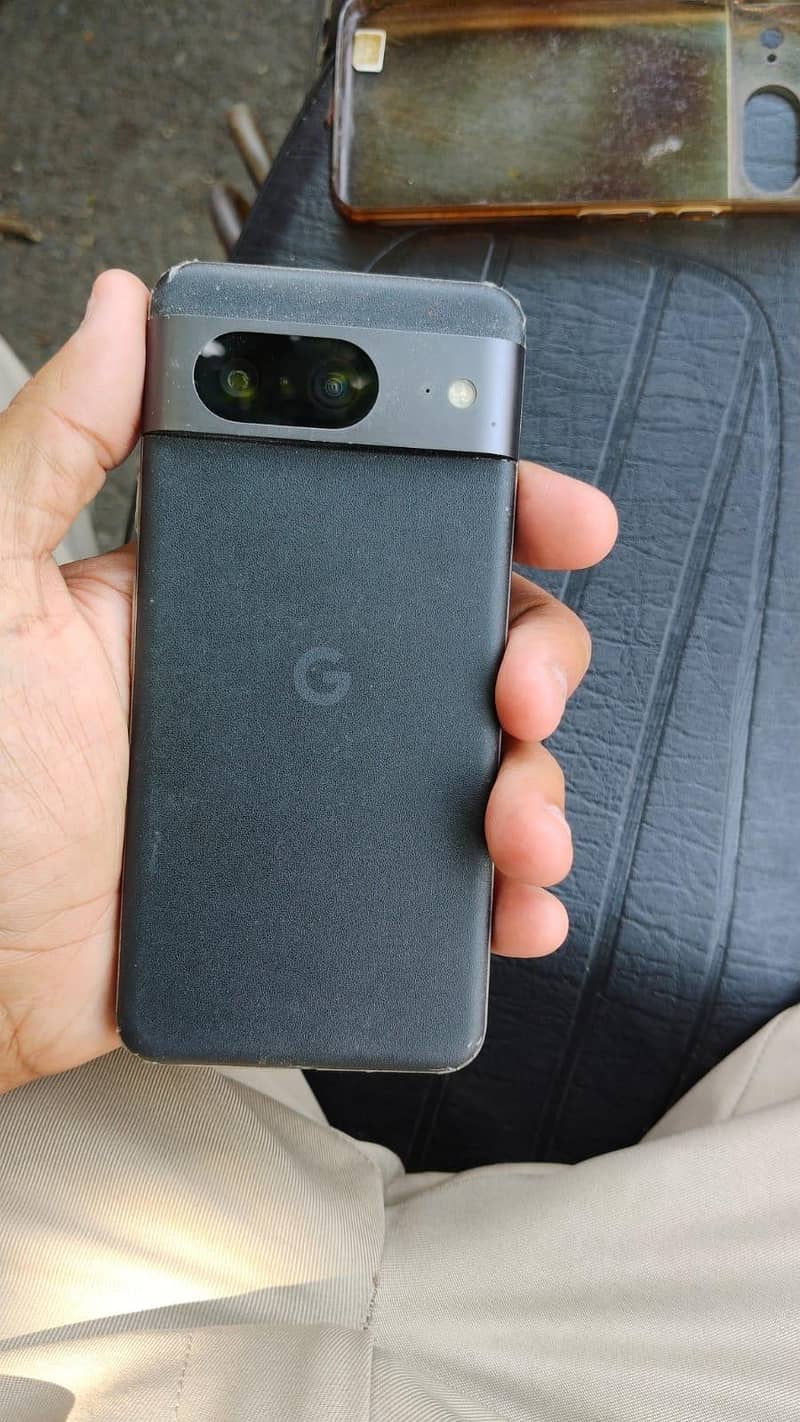 Google Pixel 8 2