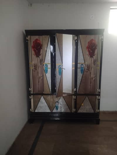 Wardrobes for sale Safe Almari For sale