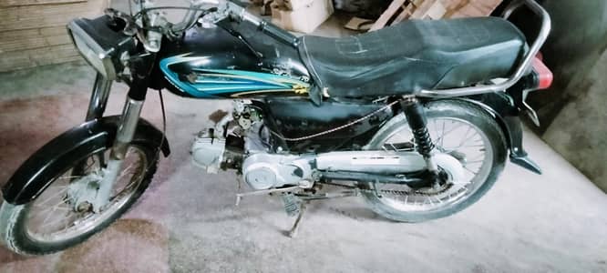 Honda 70 1988 model rahimyar Khan 03188308655