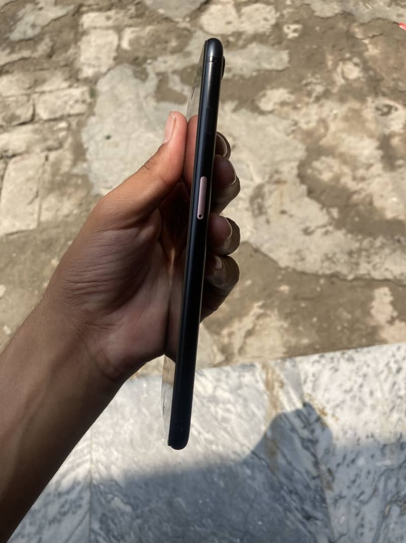 Apple iPhone 7 Plus 4