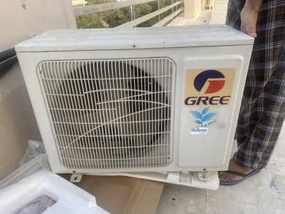 Gree Inverter 1 Tonn used