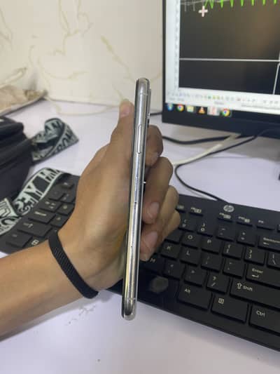 Apple iPhone X