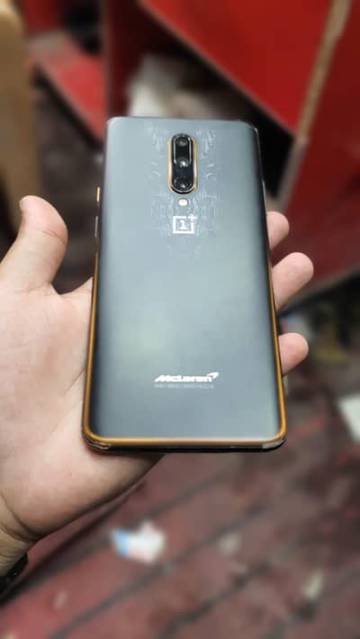One Plus 7T Pro McLaren 12/256 pta approved