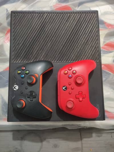 Title: Xbox One 1TB (Jailbreak) + 2 Controllers + 11 Top Games
