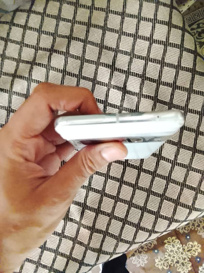 Google Pixel 7 Pro 2