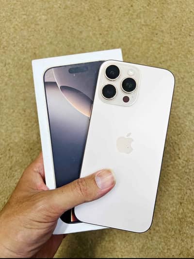 Apple iPhone 16 Pro Max