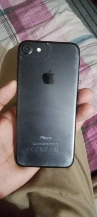 Apple iPhone 7