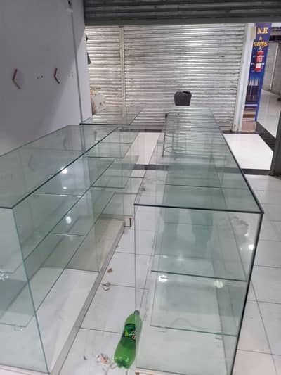 Glass Counter