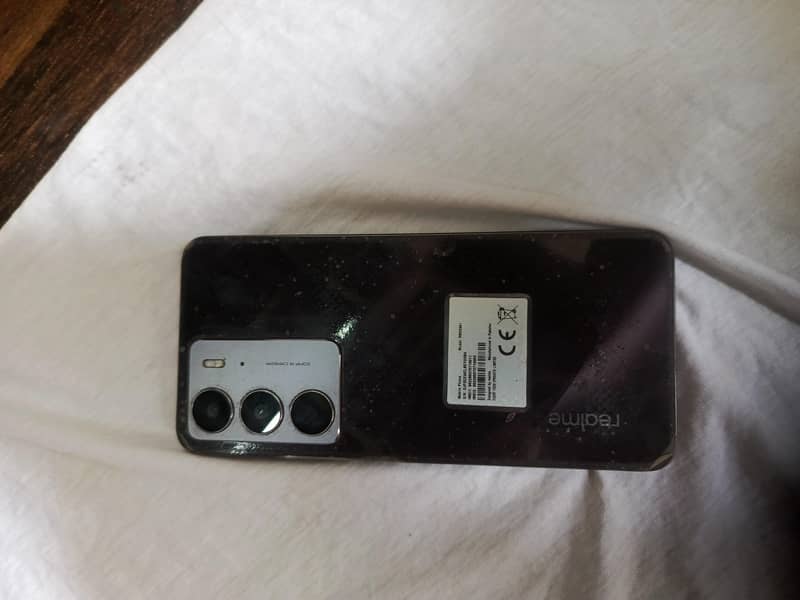 Realme C75 0