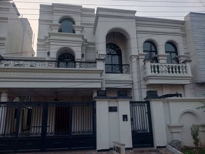 Big beautiful corner double store house available for Sale in diamond city phease 1