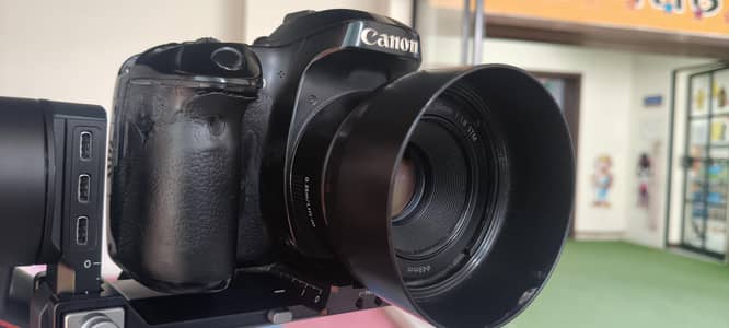 Canon 80D Camra With 18-55 Lenz