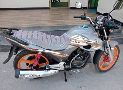 Honda CB 150F 2025