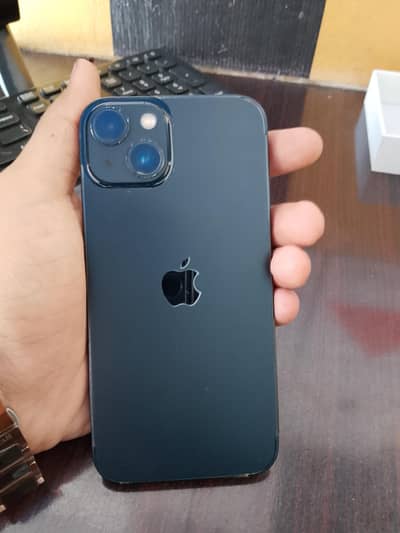 Apple iPhone 13