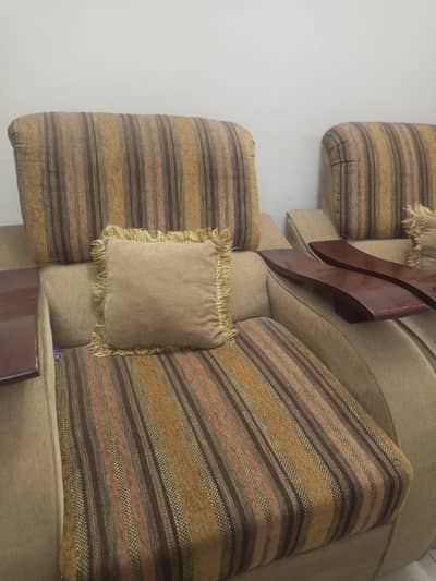 Sofa set s fabric cover wooden handles all foams seast good for lounge