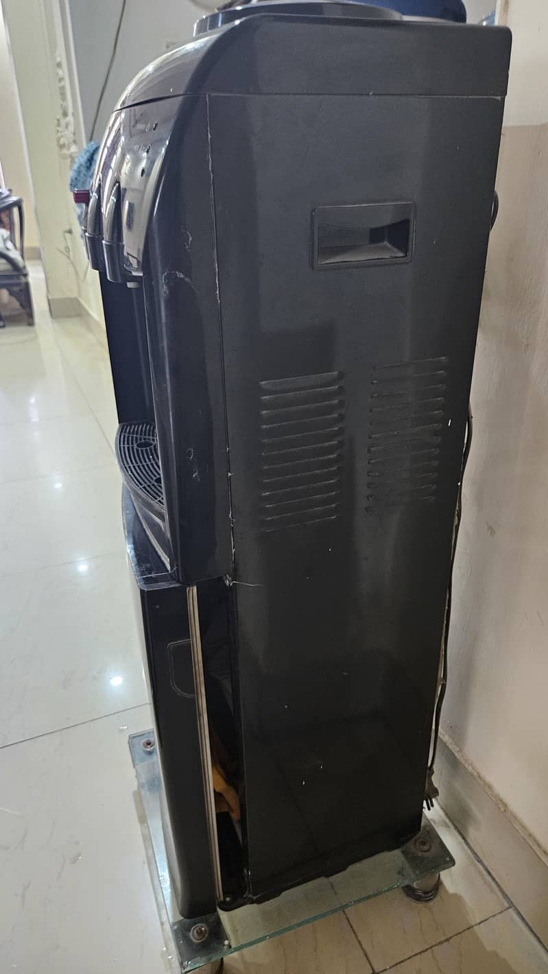 Dispenser 1