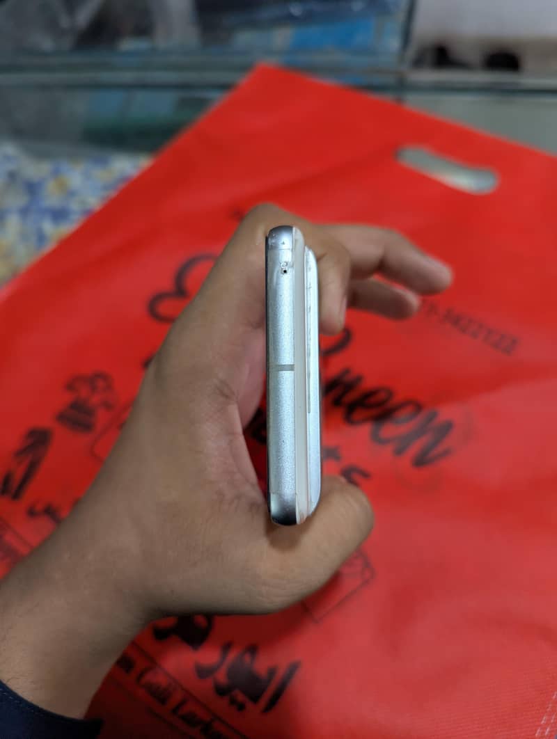 Google Pixel 7 8