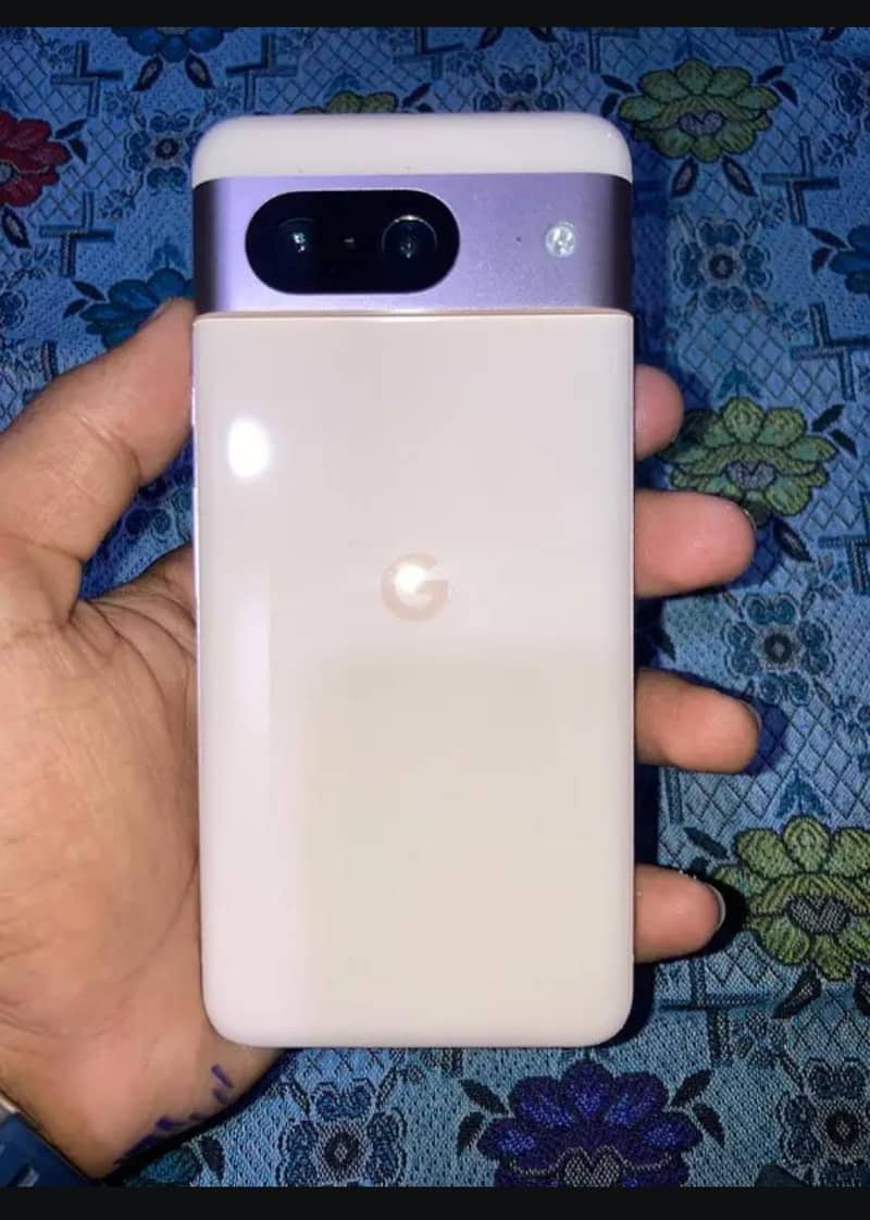 Google Pixel 8 5