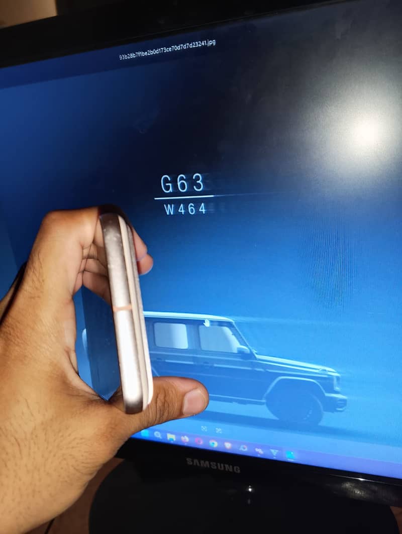 Google Pixel 8 4