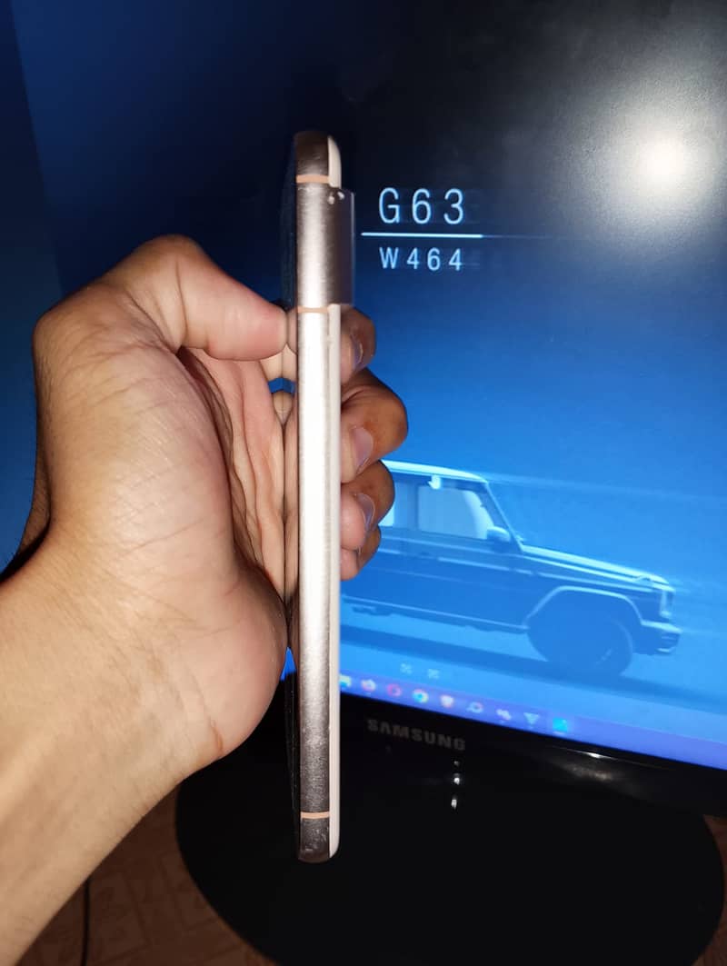 Google Pixel 8 5