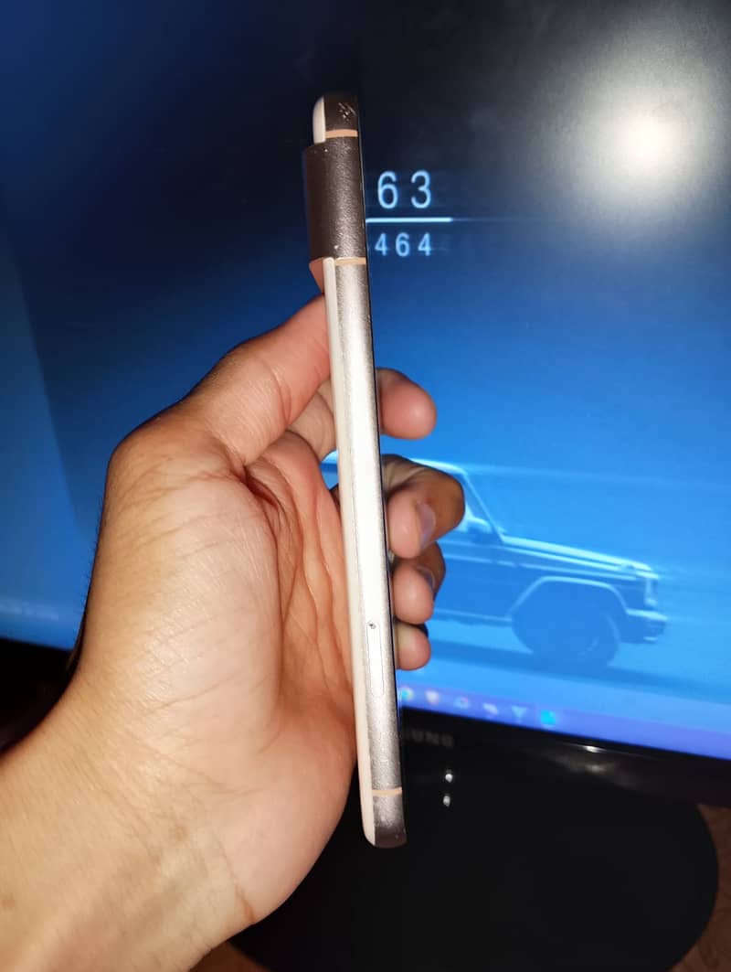 Google Pixel 8 6