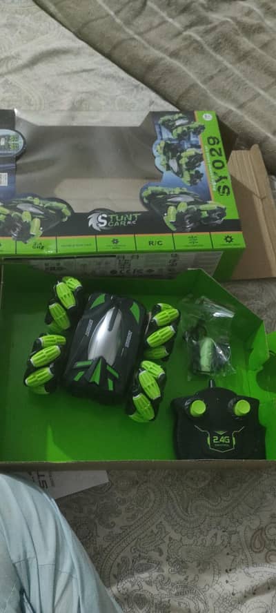 Stunt Car Ac Remote control came from Dubai for xale