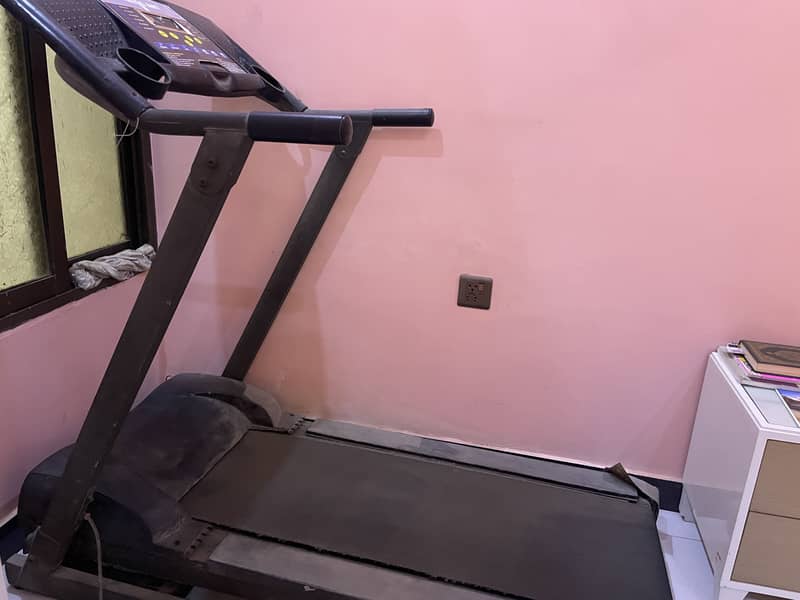 Electronic tredmill 5