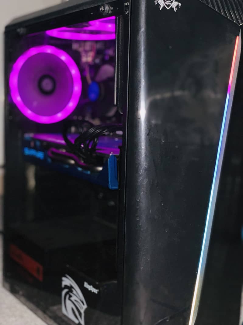 Gaming pc with full setup 3