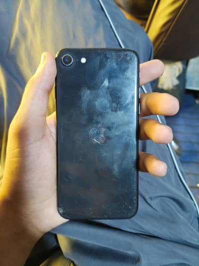Apple iPhone SE