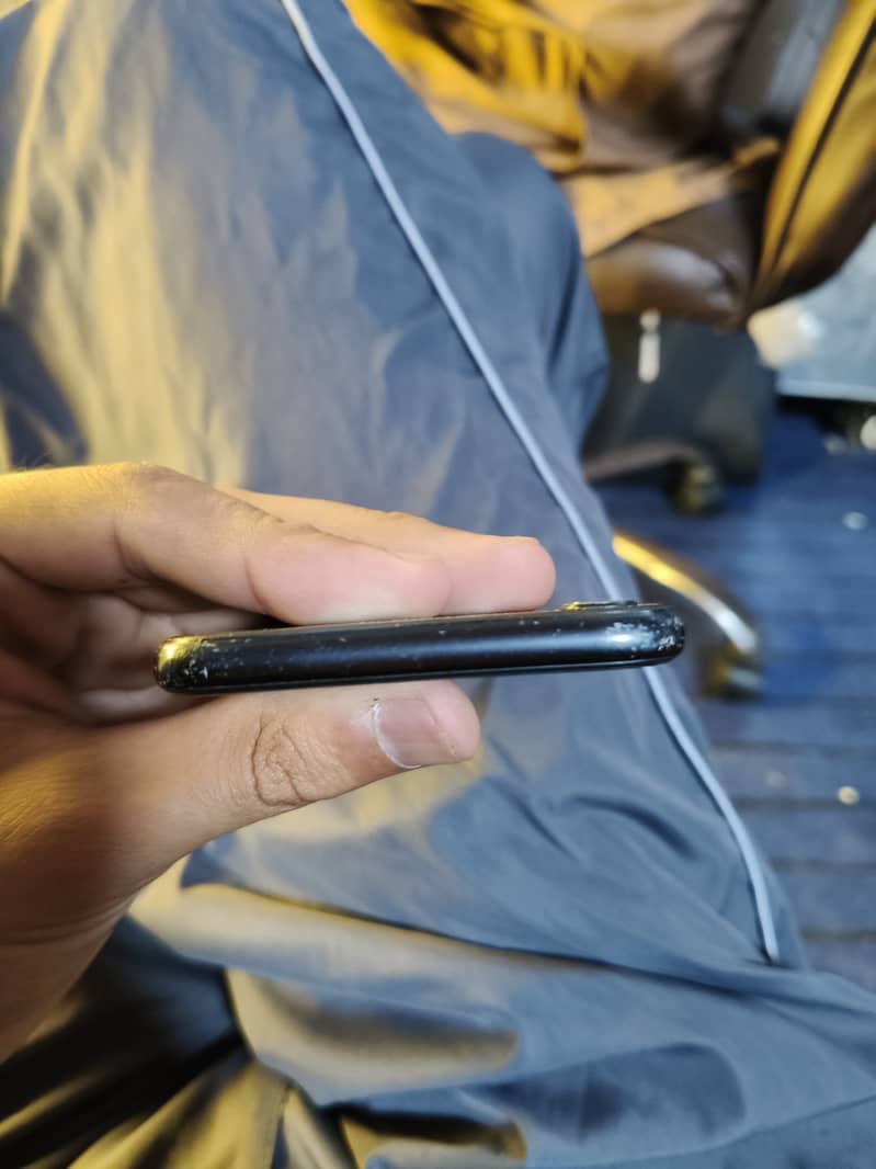 Apple iPhone SE 6