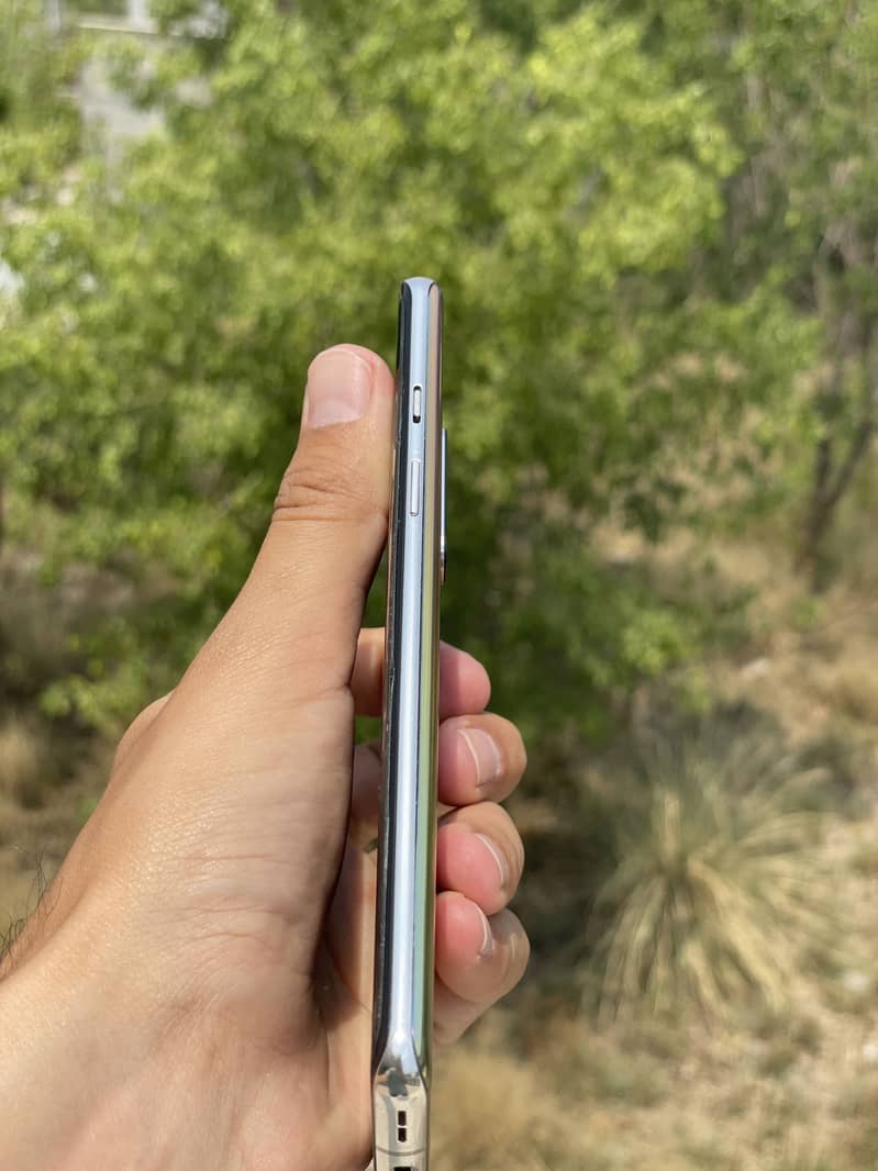 One Plus 8 6