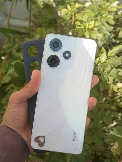 Infinix Hot 30