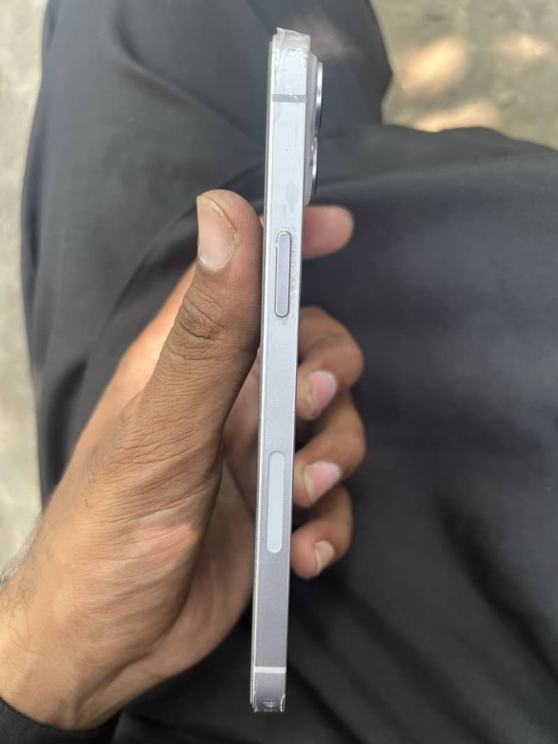 Apple iPhone 14 plus 2