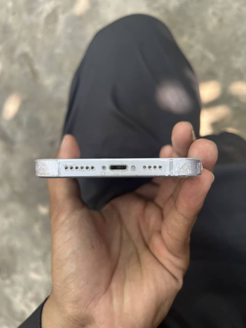 Apple iPhone 14 plus 3