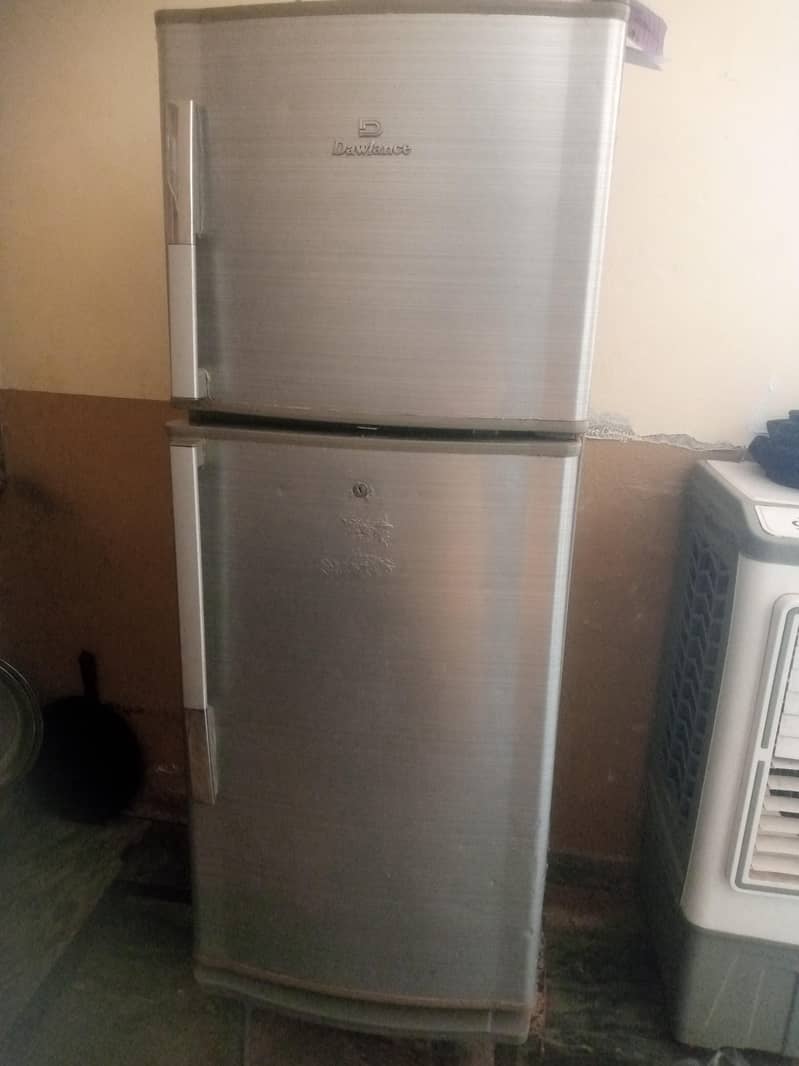 Dawlance medium size 4