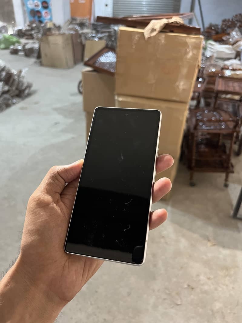 Google Pixel 7a 1