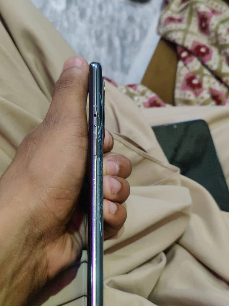 One Plus 9 Pro 6