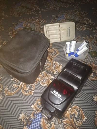 flash gun with charging cell