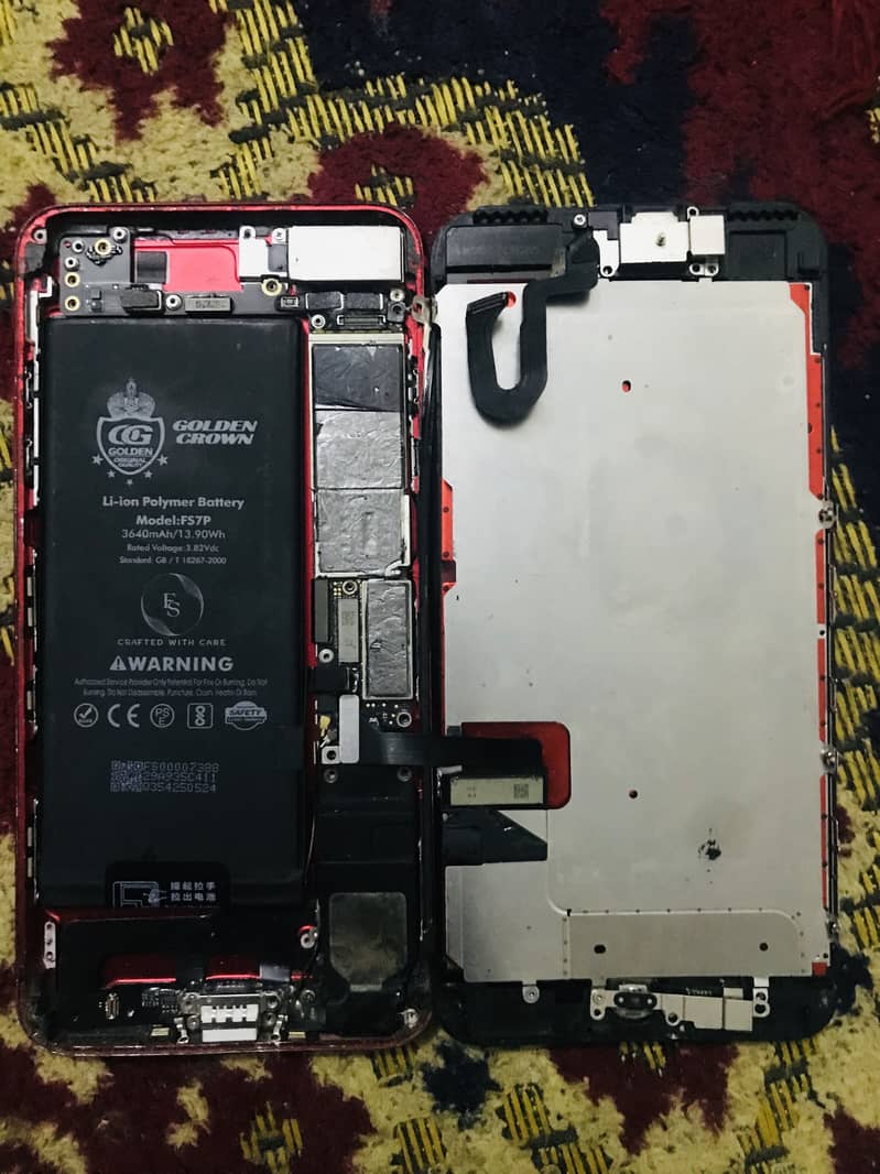 Apple iPhone 7 Plus 0