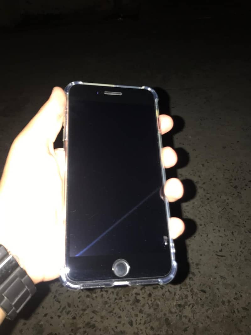 Apple iPhone 7 Plus 3