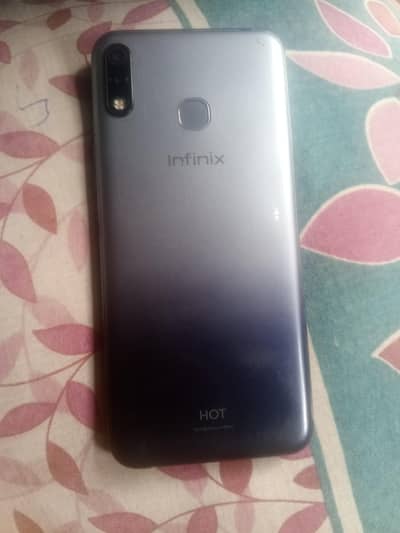 Infinix Hot 8 Lite