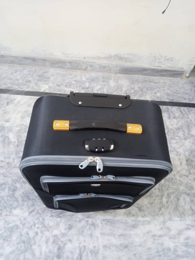 Large Suite Case 4