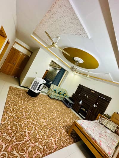 7 Marla First Portion / Floor For Rent in Phase 4C2 Ghauri Town