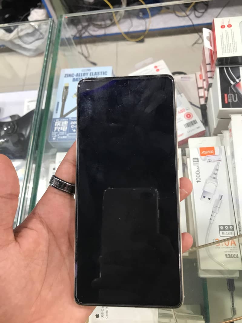 Tecno CAMON 30 2