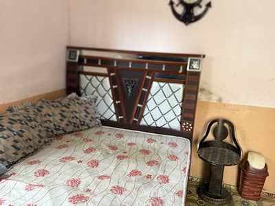 furniture in good condition all sett