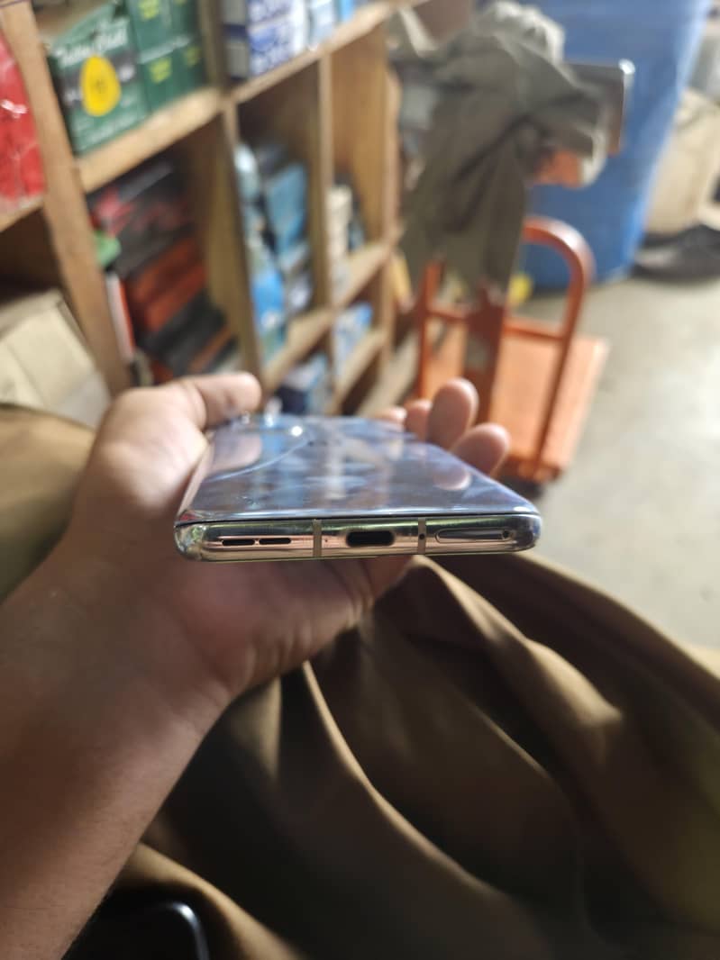 One Plus 9 4